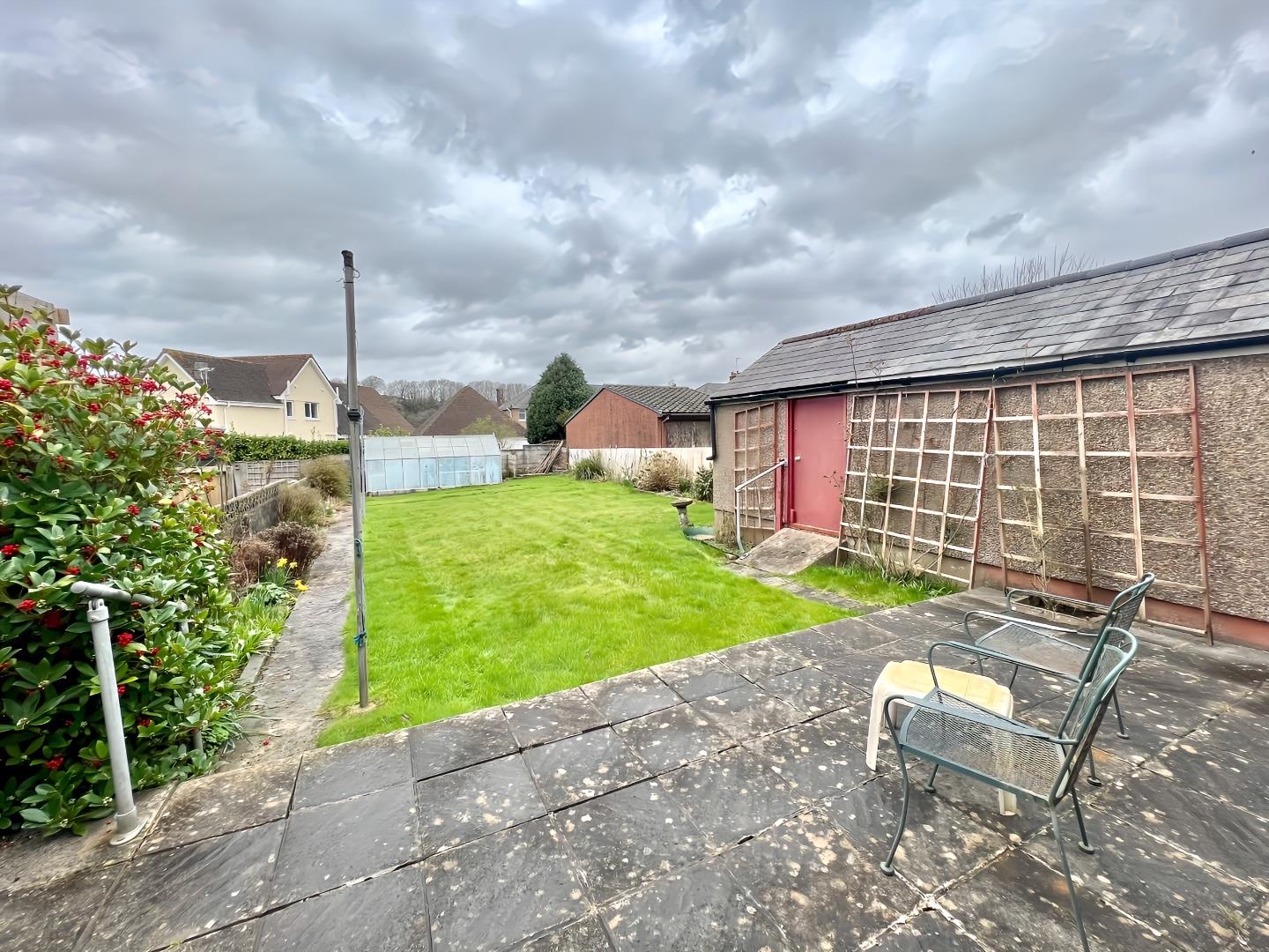 Watts & Bowham Avenue, Bridgend County Borough, CF31 3PA